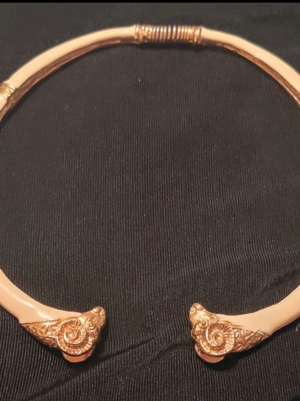 Donald Stannard White Gold Tone Ennamal Ram Head Open Cuff Necklace & Bracelet